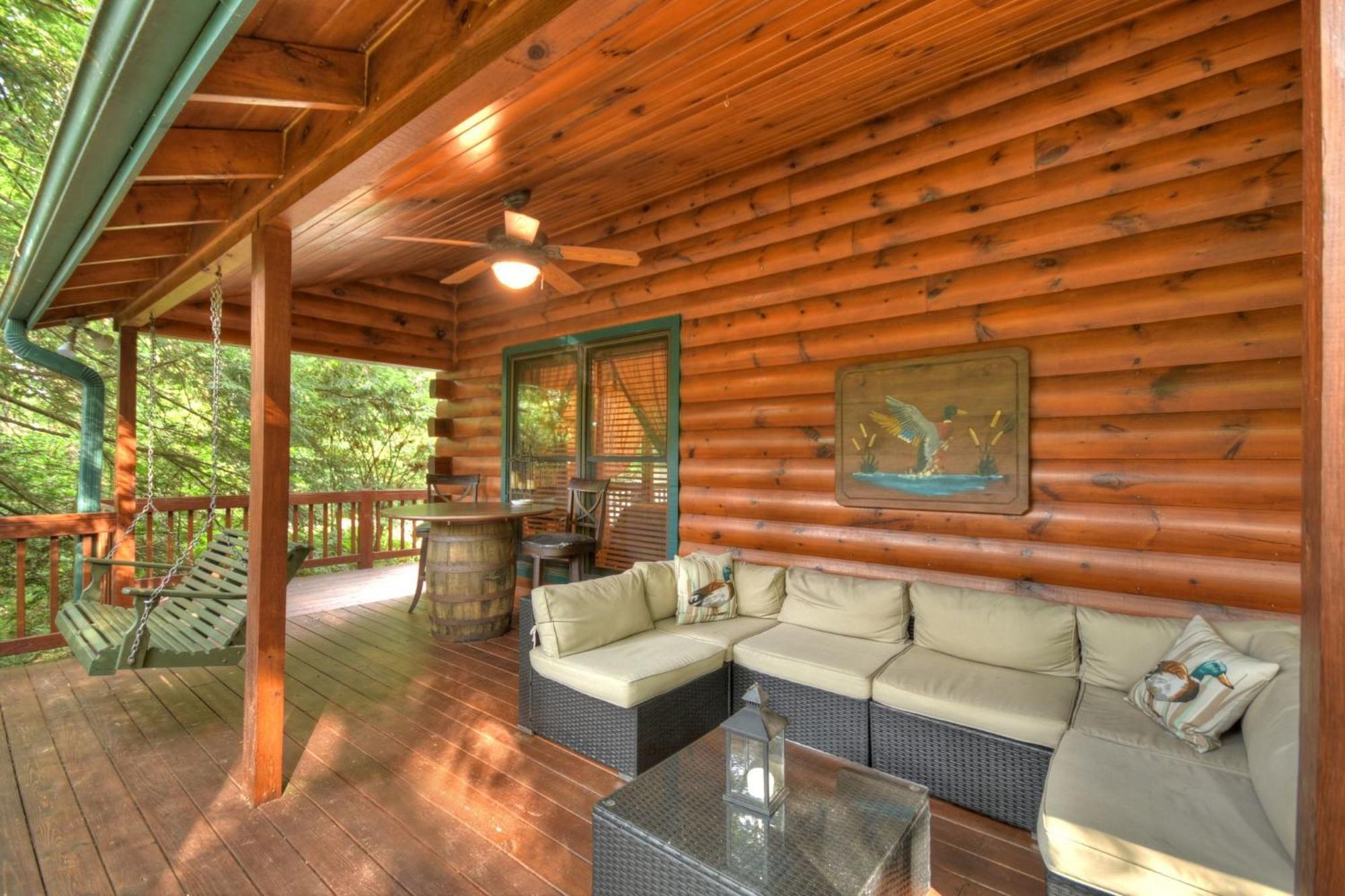 K6 Lodge Gather Around The Firepit Soak In The Hot Tub And Splash In The Creek Blue Ridge Dış mekan fotoğraf