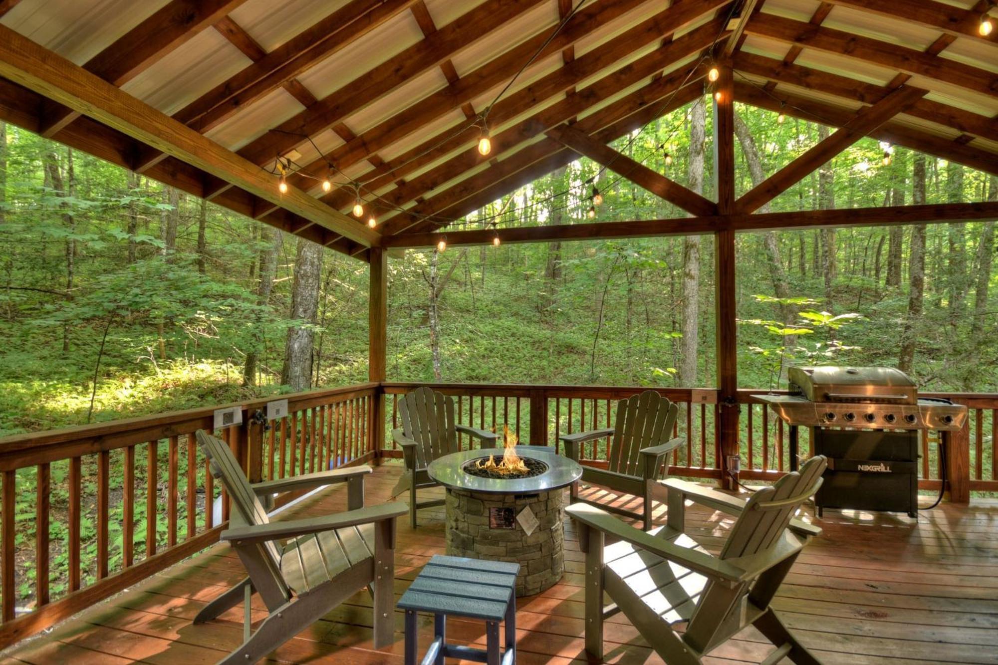 K6 Lodge Gather Around The Firepit Soak In The Hot Tub And Splash In The Creek Blue Ridge Dış mekan fotoğraf